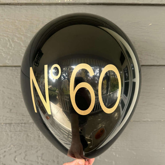 No 60 couture balloons black and gold decor