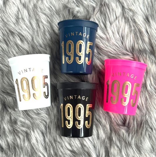 Vintage 1995 Cups, 30th Birthday Party Cups, Thirtieth Table Decorations, 16 ounce Stadium Cups, Hot Pink, Black, White, Set of 10